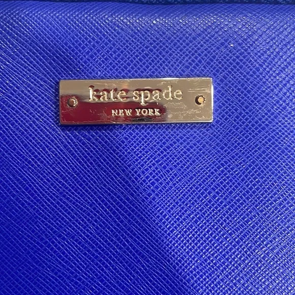 16” Kate Spade MacBook case - Picture 2 of 2